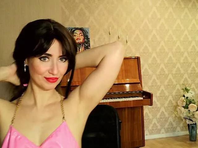 Charmingvenus11701 on BongaCams 