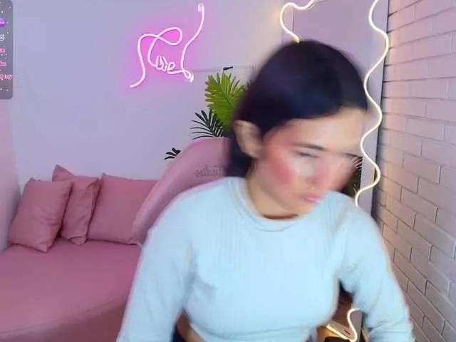 Chiara-tay on BongaCams 