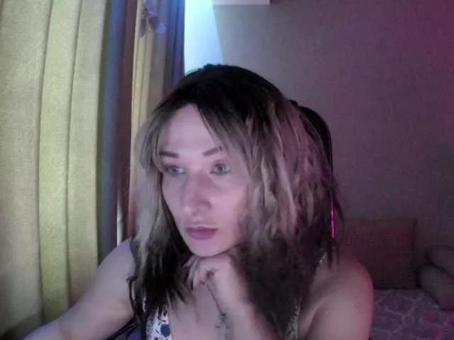 Freechat ChristineBlack on BongaCams