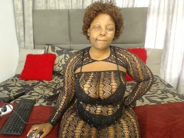 ChubbyAshanti on BongaCams 