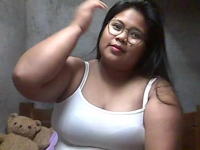 Chubbylecious on BongaCams 