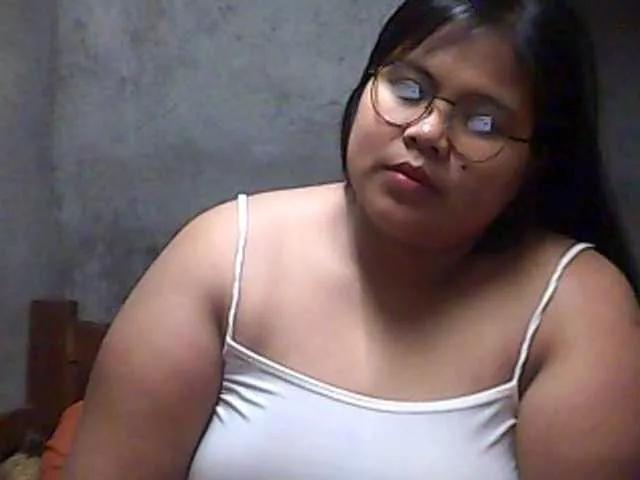 Chubbylecious on BongaCams 