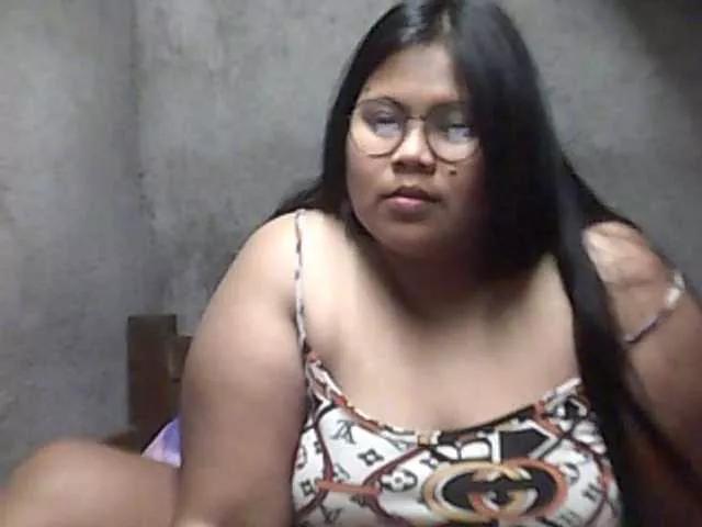 Chubbylecious on BongaCams 