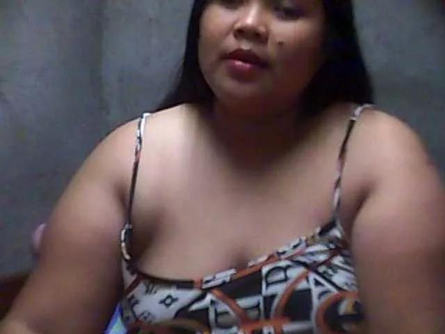 Chubbylecious on BongaCams 