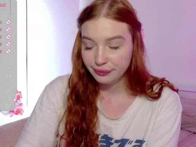 cinnabongirl on BongaCams 