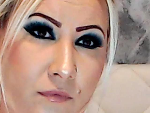 ClaudieTaylon on BongaCams