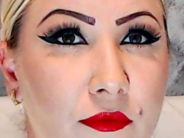 ClaudieTaylon on BongaCams