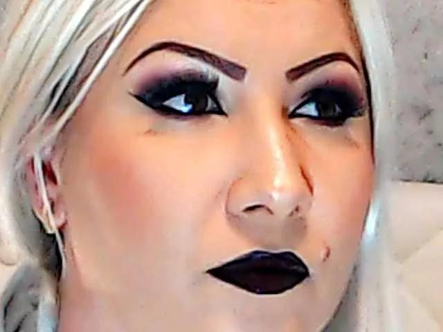 ClaudieTaylon on BongaCams