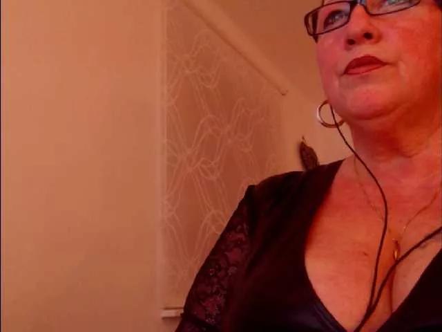 Connyat99 on BongaCams 