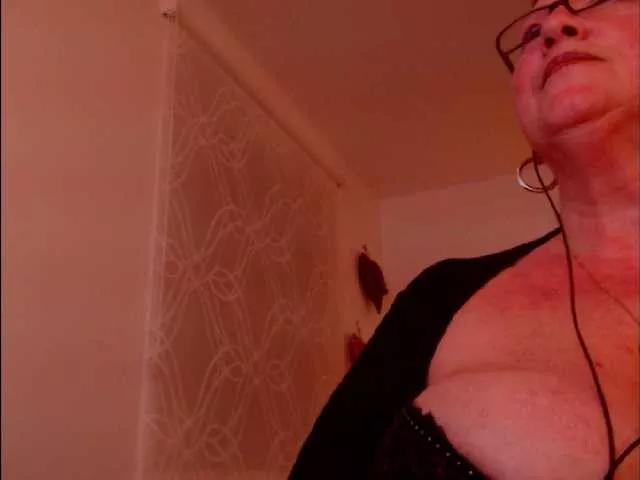 Connyat99 on BongaCams 