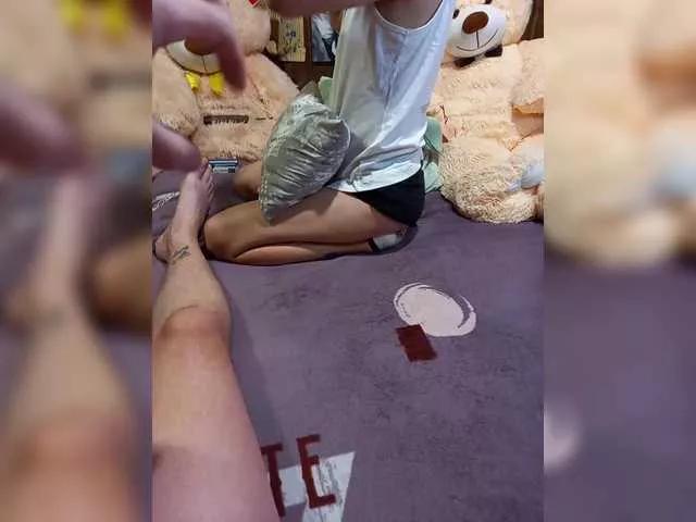 Cottoncandy1-1 on BongaCams 
