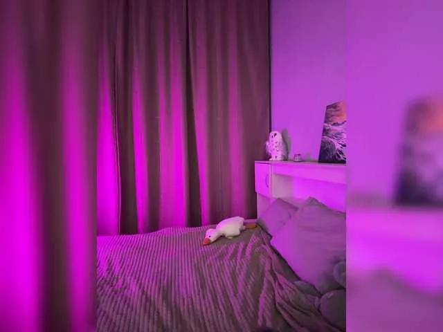 CrazyAleona on BongaCams 