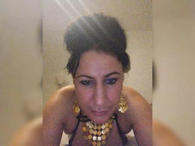 Cyrtlysue666666 on BongaCams 