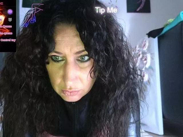 Cyrtlysue666666 on BongaCams 
