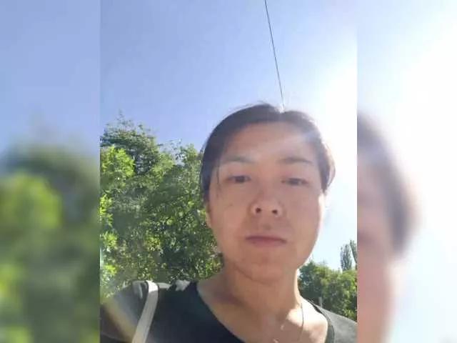 dasha922 on BongaCams