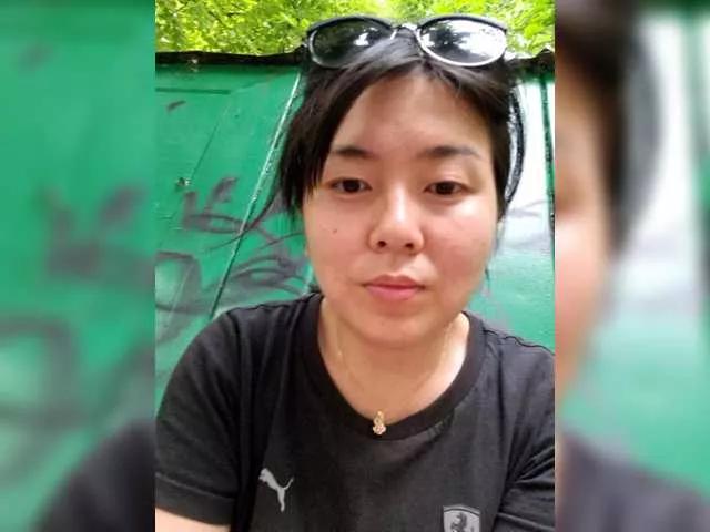 dasha922 on BongaCams