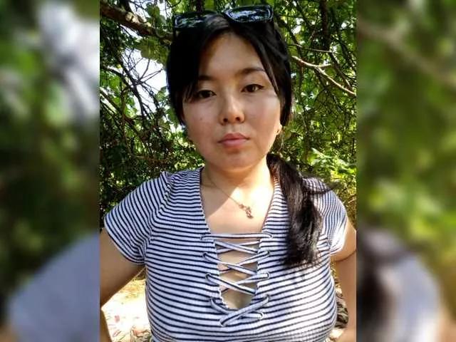 dasha922 on BongaCams