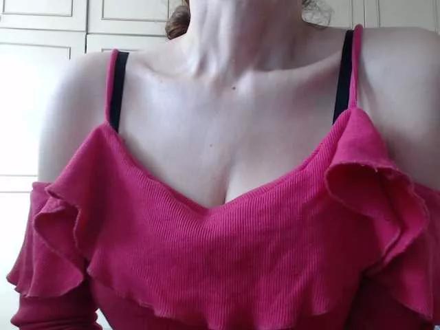 deadivina on BongaCams 