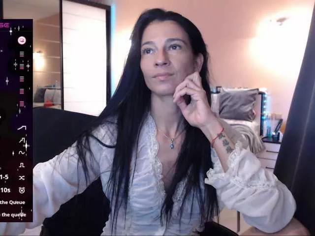 DelicateKiss on BongaCams 