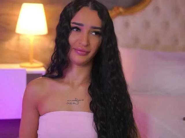 DeniseDevilles on BongaCams 