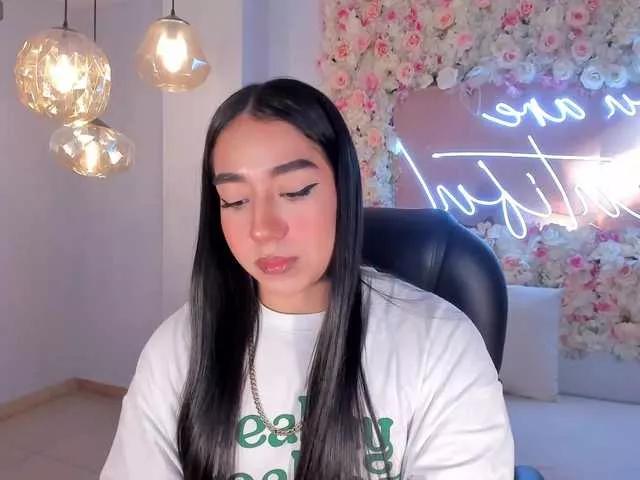 DianeSpencer on BongaCams 