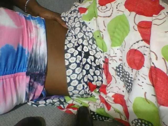 Dizzydose1 on BongaCams 