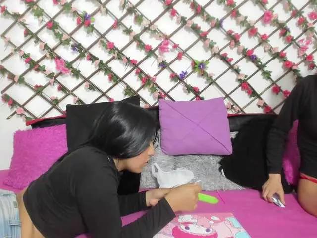 Dreamgirlss on BongaCams 