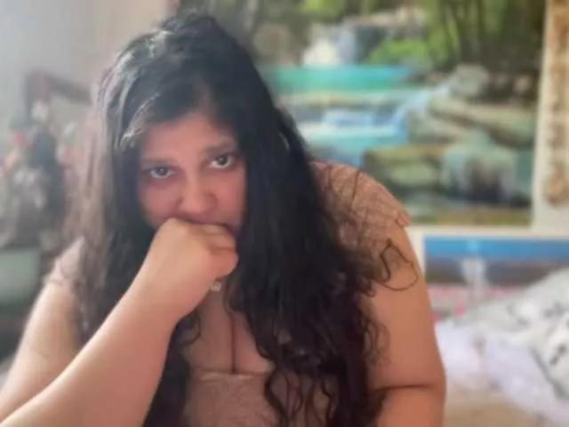 DUMBHOEMELANIE on BongaCams