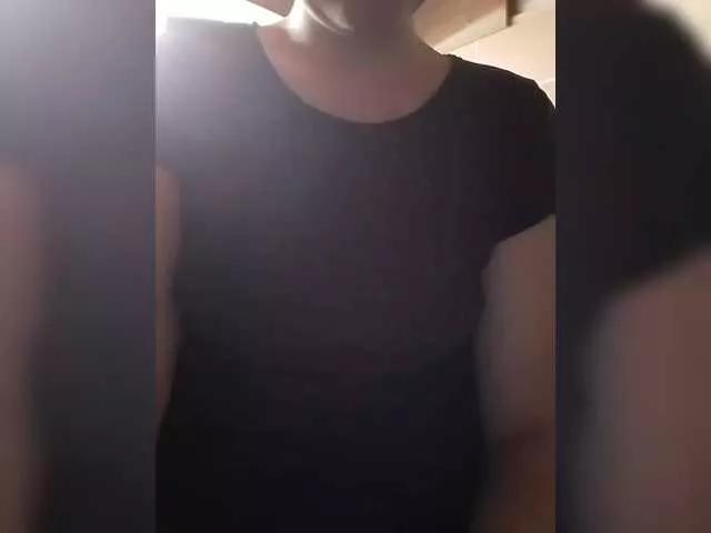 Elena19962 on BongaCams 