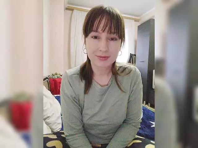 ElenSquaw on BongaCams 