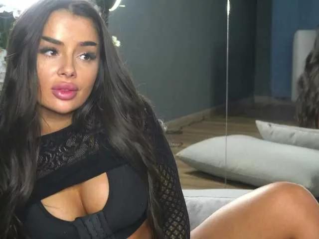ellacandy on BongaCams 