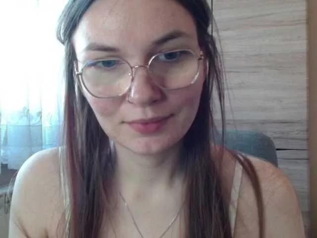 Ellyxcute on BongaCams 