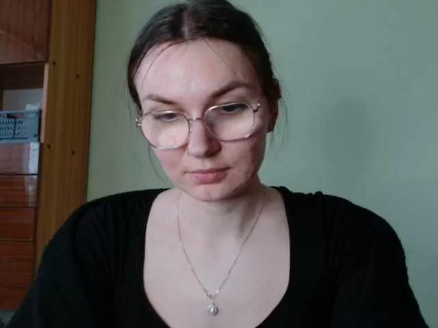 Ellyxcute on BongaCams 