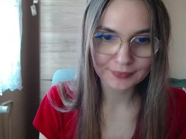 Ellyxcute on BongaCams 