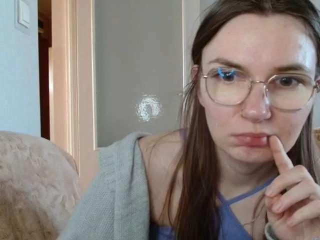 Ellyxcute on BongaCams 