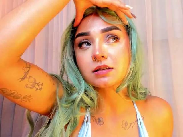 Emma-Torres1 on BongaCams 