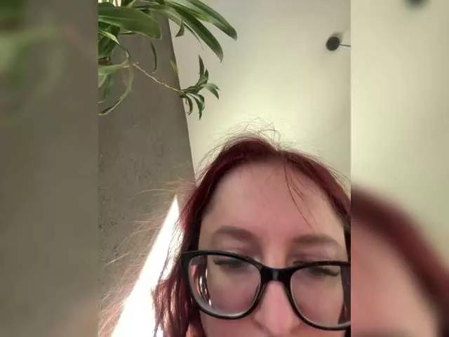 emma4you on BongaCams 