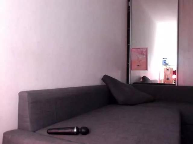 EmmylieMorris on BongaCams 