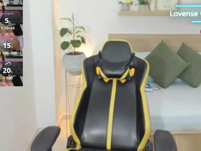 enma-30 on BongaCams 