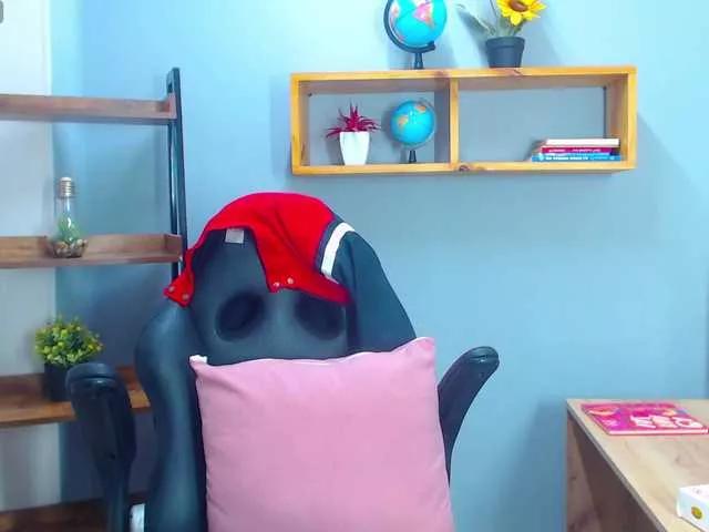 ErikaStevens on BongaCams 