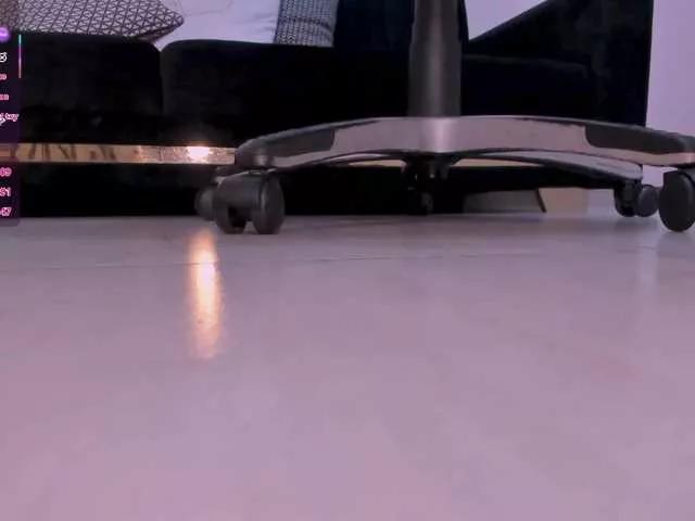 EsmeraldaGrace on BongaCams 