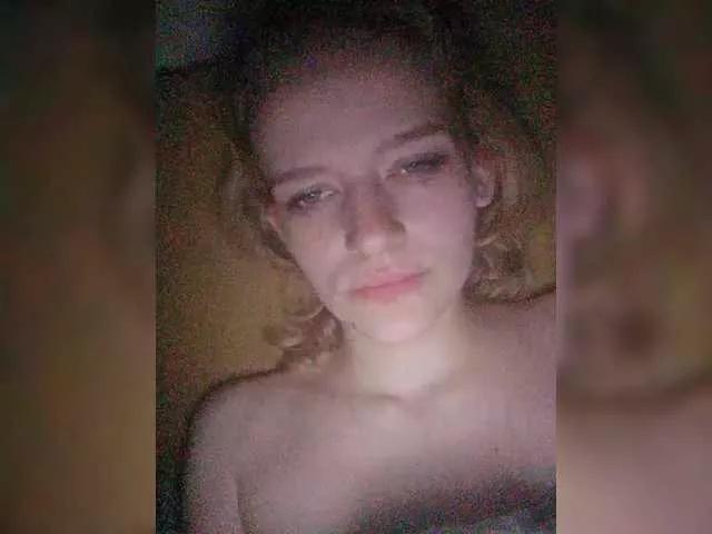EvelynXKukla on BongaCams 
