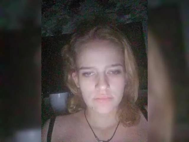 EvelynXKukla on BongaCams 