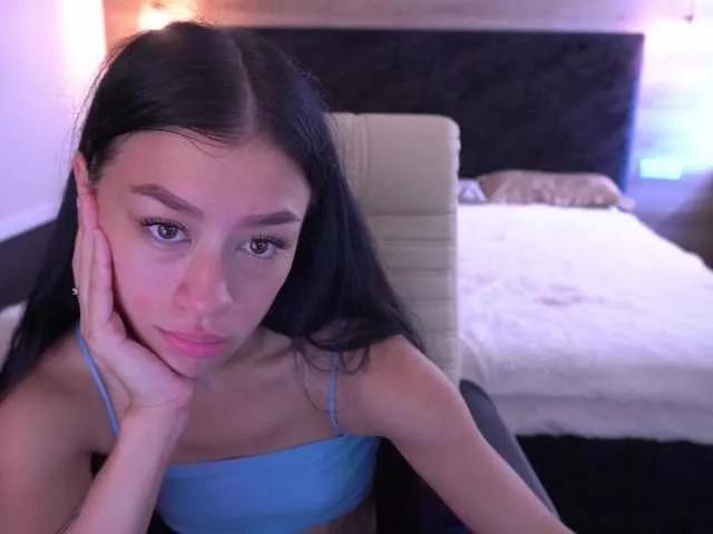 Offline FataleNellie on BongaCams