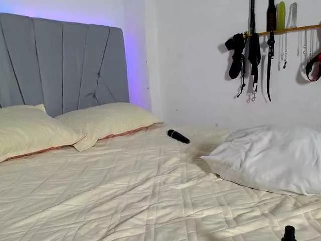Franci-hot4 on BongaCams 