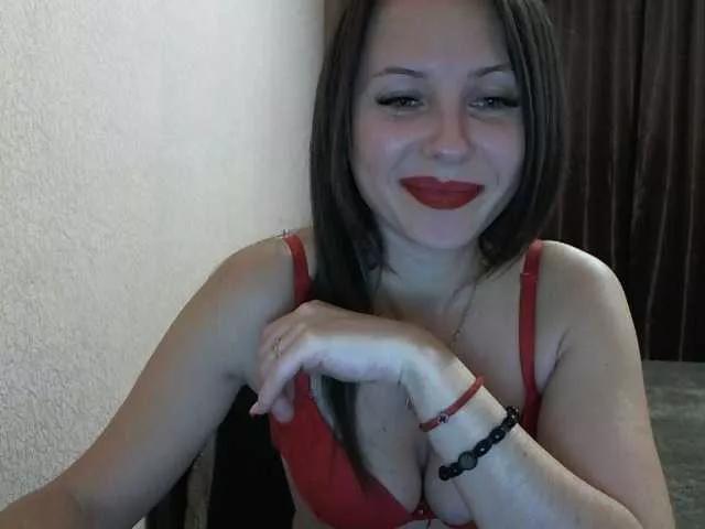 FransineSpark on BongaCams 