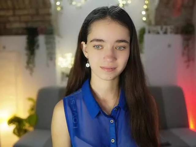 GiaPaige18 on BongaCams