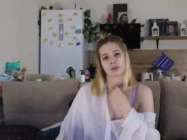 Girlalonehome on BongaCams 