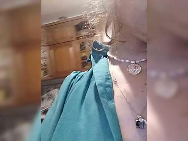 Good-woman on BongaCams