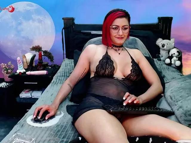 Hanna-Luna on BongaCams 